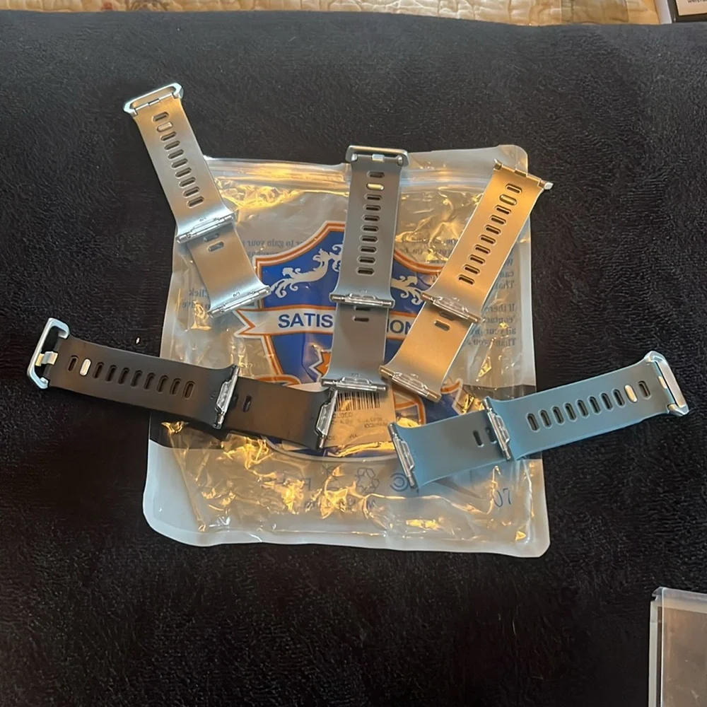 Set of 5 Textured Large Replacement Bands Bands (FitBit)